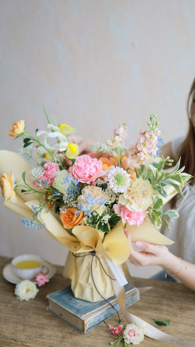 2023 Mother’s Day 鮮花花束（連花瓶）